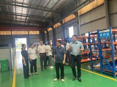 蘆溪水務(wù)總經(jīng)理劉慈華，易總監(jiān)等蒞臨我司參觀交流并指導(dǎo)工作